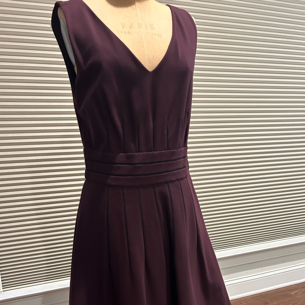 Vintage Diane Von Furstenberg A-lined sleeveless dress